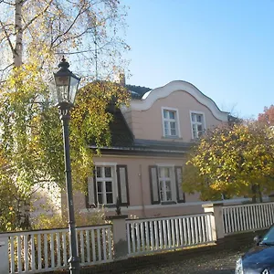 Westend-grunewald Apartment