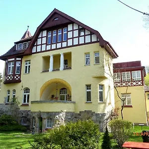 Fewo 1 Apartment